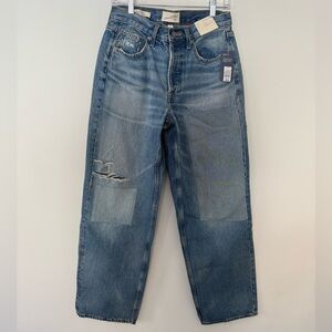 Universal Threads 90s Baggy Jeans- Women’s 4